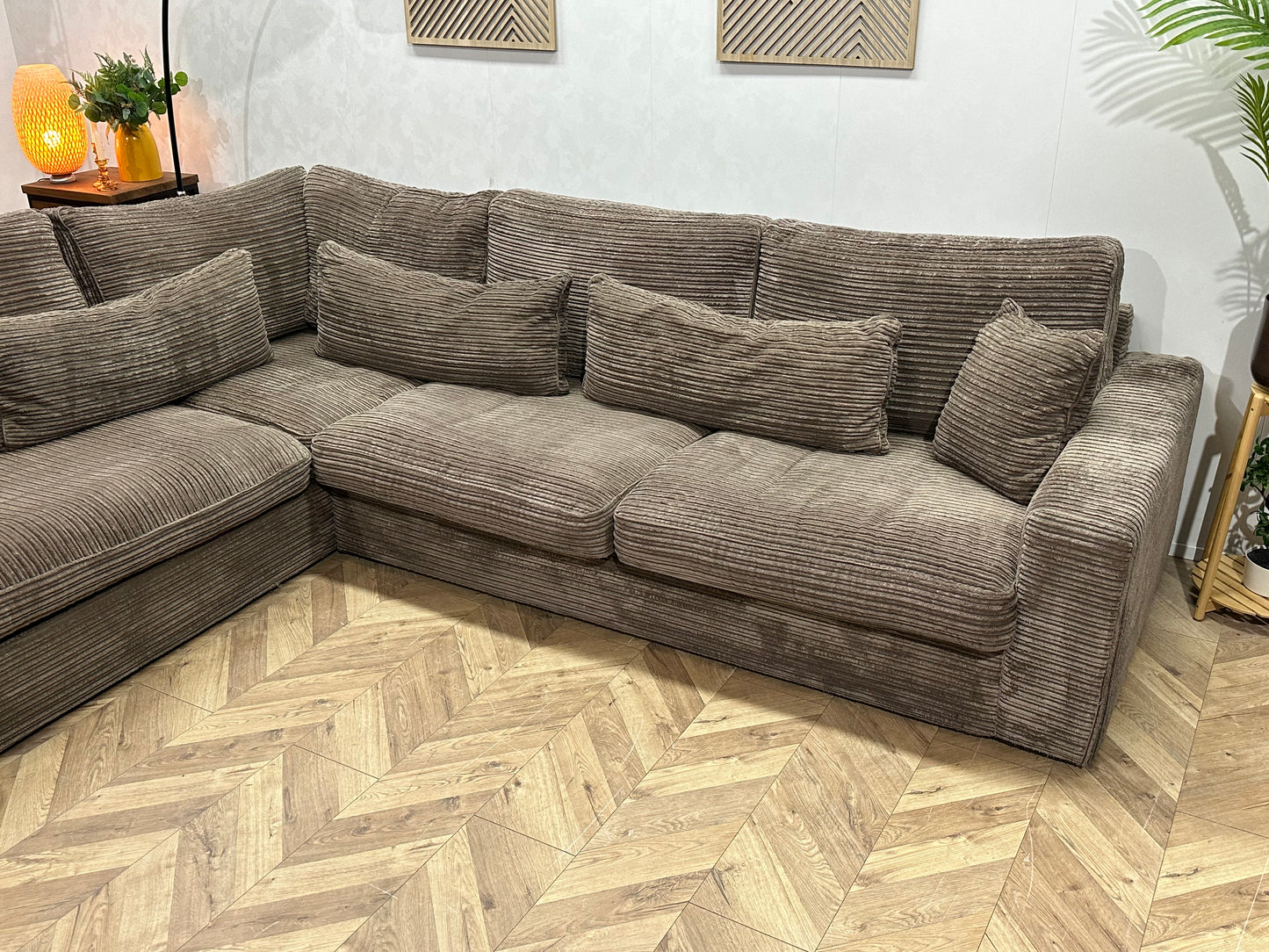 Bruine Ribstof Hoekbank ~ Losse Kussens Met Afneembare Hoezen