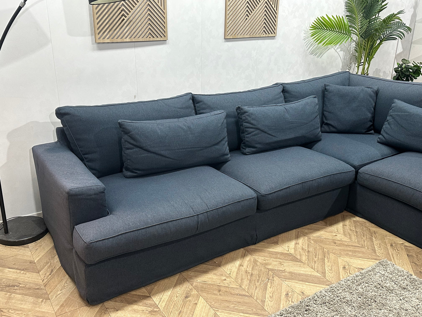 Blauwe Hoekbank ~ Losse Kussens Met Afneembare Hoezen