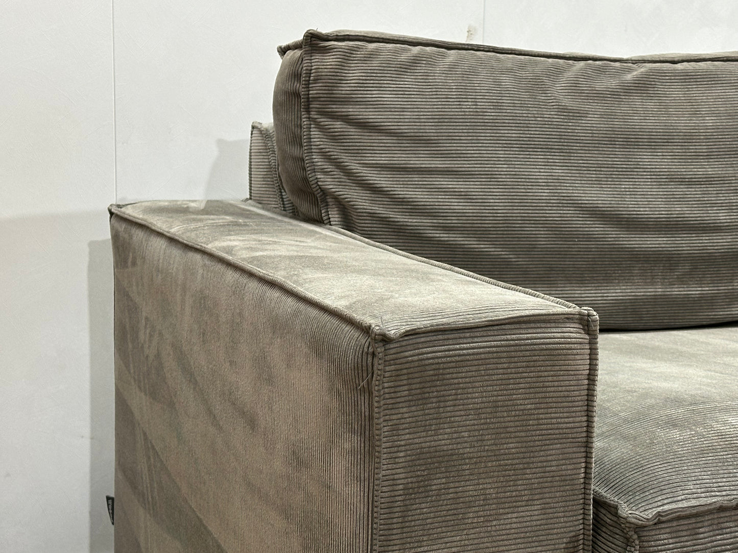 Woood Grijze Ribstof Hoekbank ~ Losse Kussens Met Afneembare Hoezen