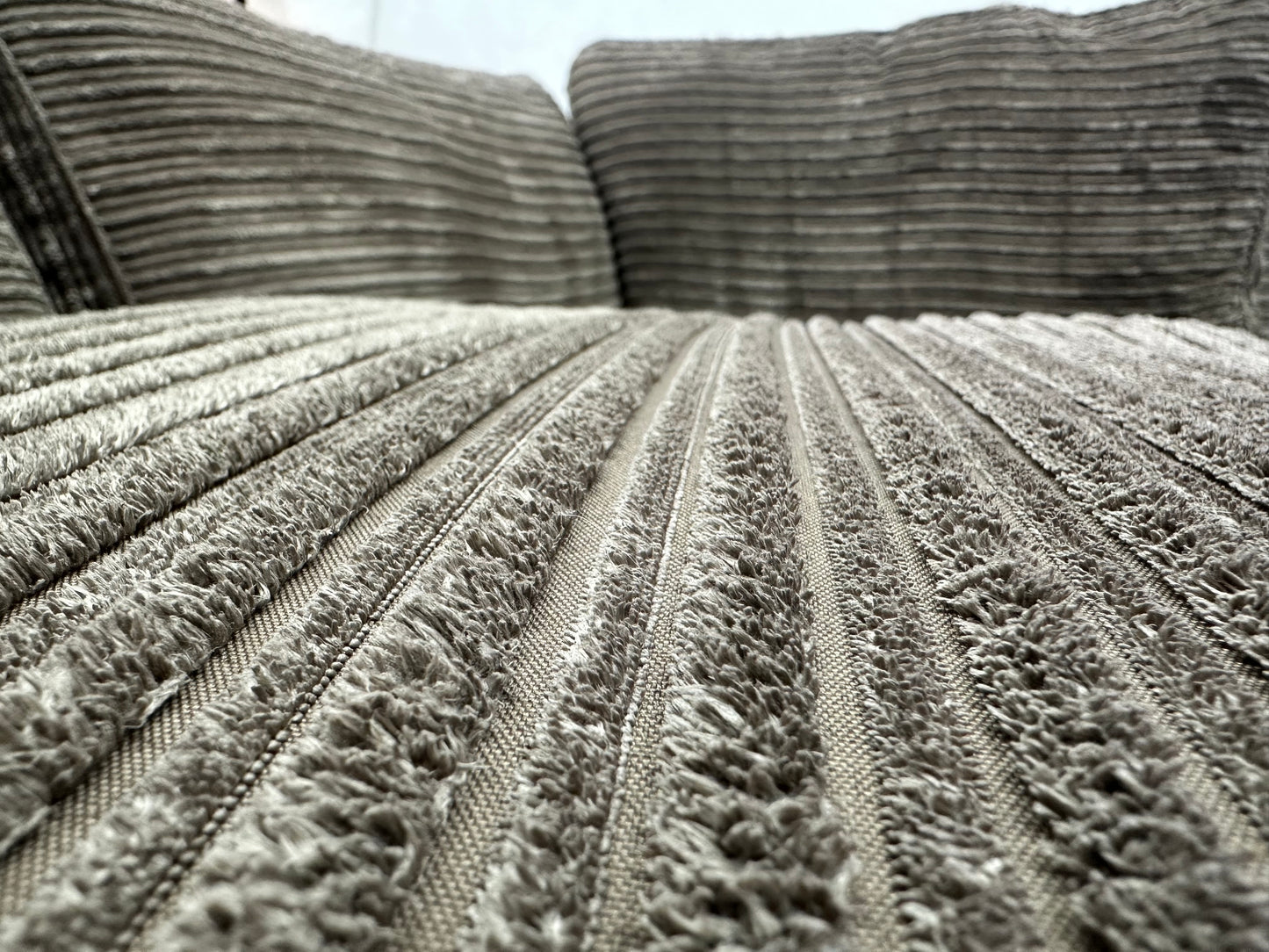 Bruine Ribstof Hoekbank ~ Losse Kussens Met Afneembare Hoezen