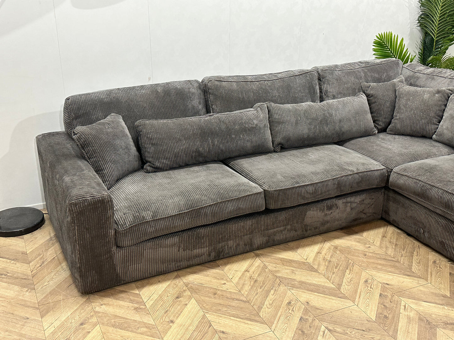 Grijze Ribstof Hoekbank ~ Losse Kussens Met Afneembare Hoezen