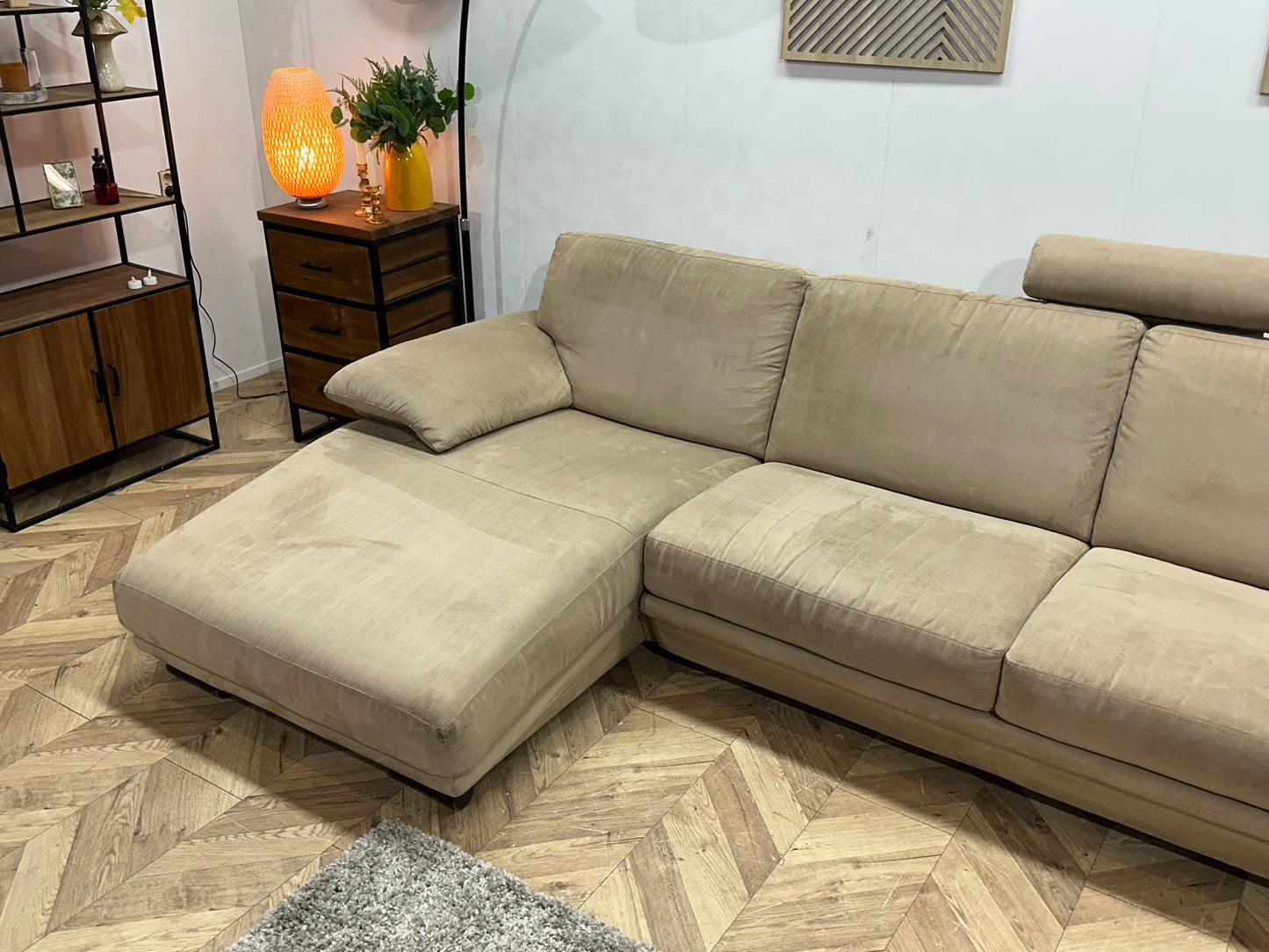 UrbanSofa Beige Velvet Design U Bank ~ Vaste Kussens