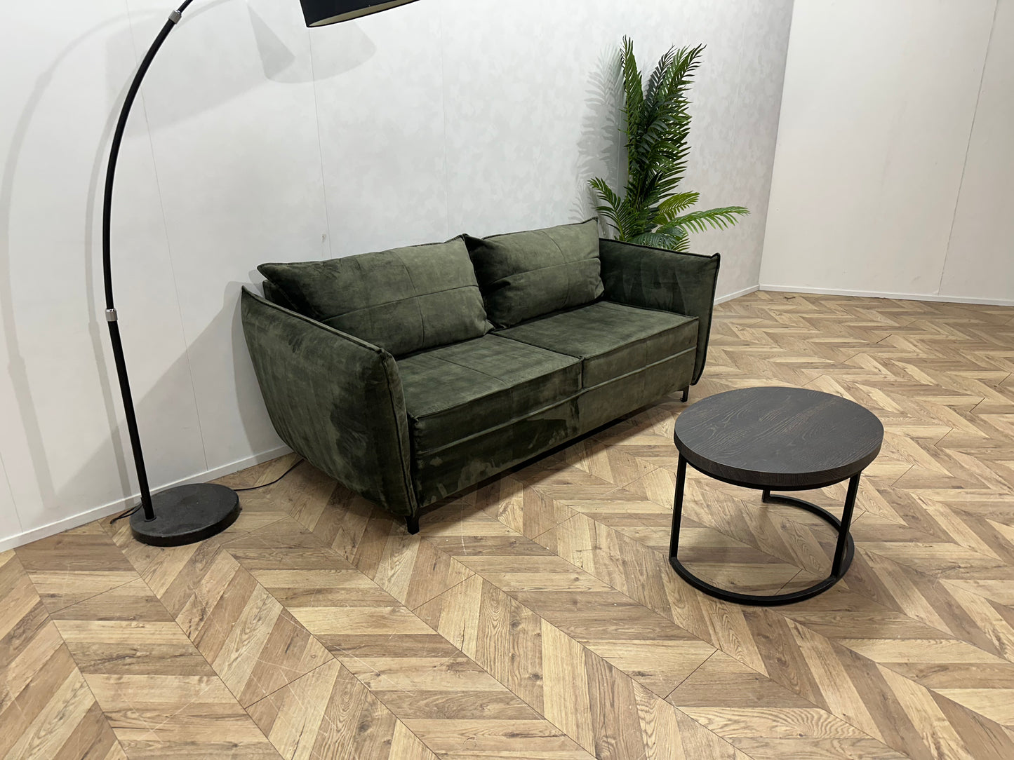 UrbanSofa Groene Velvet 2.5-Zits Bank ~ Losse Rugkussens Met Afneembare Hoezen