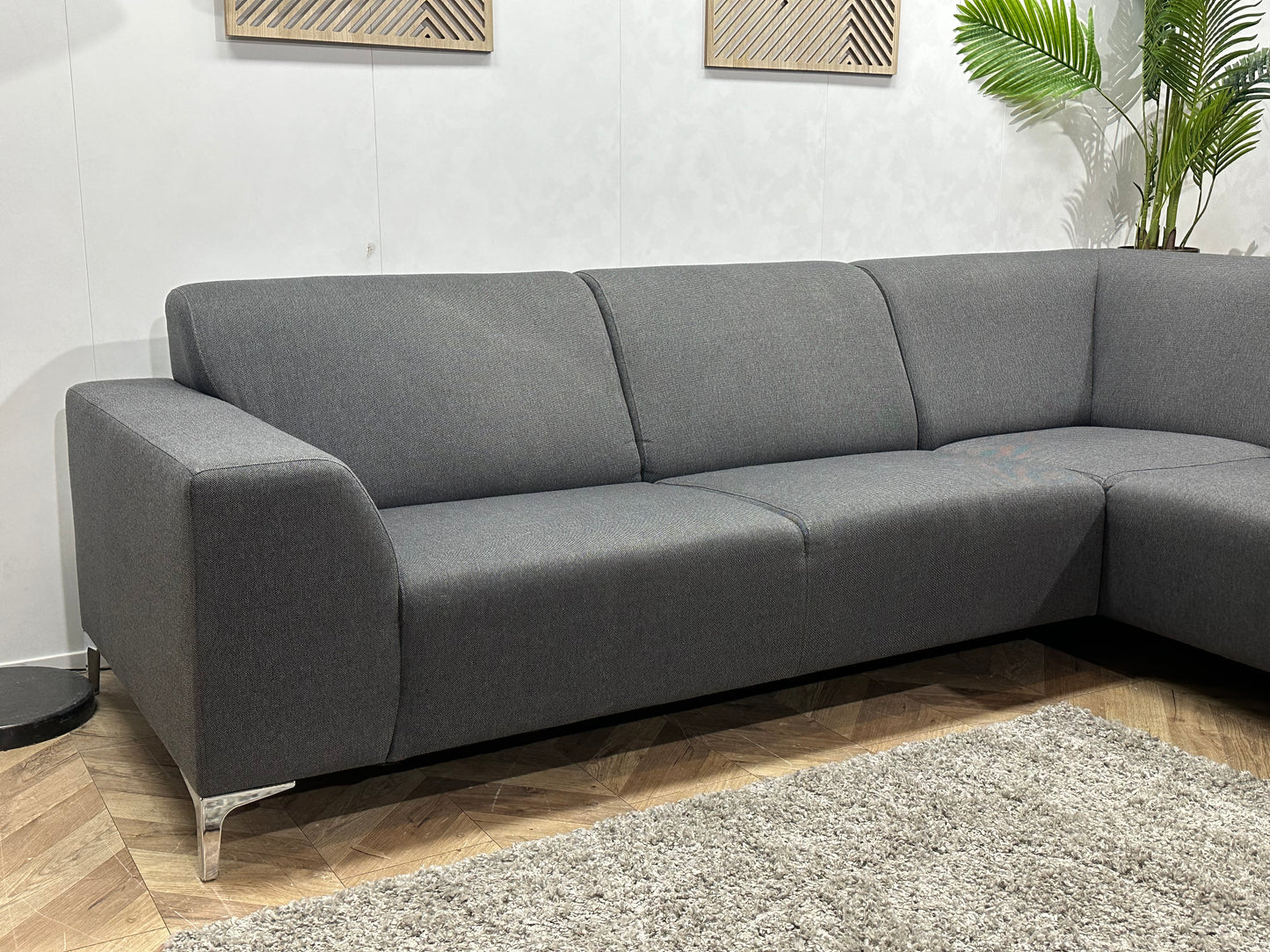 Grijze Hoekbank ~ Vaste Kussens