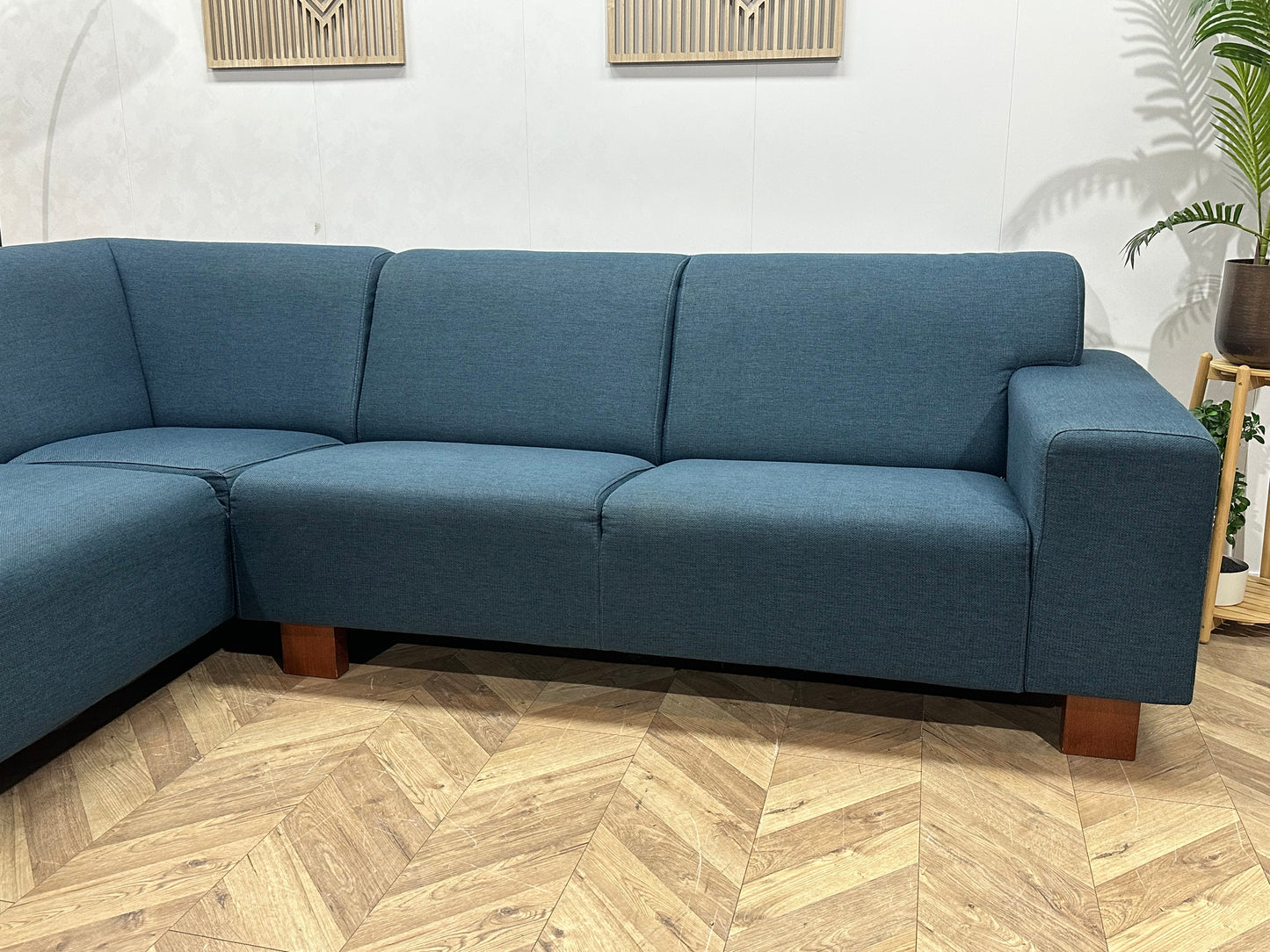 Blauwe Hoekbank Inc Hocker ~ Vaste Kussens