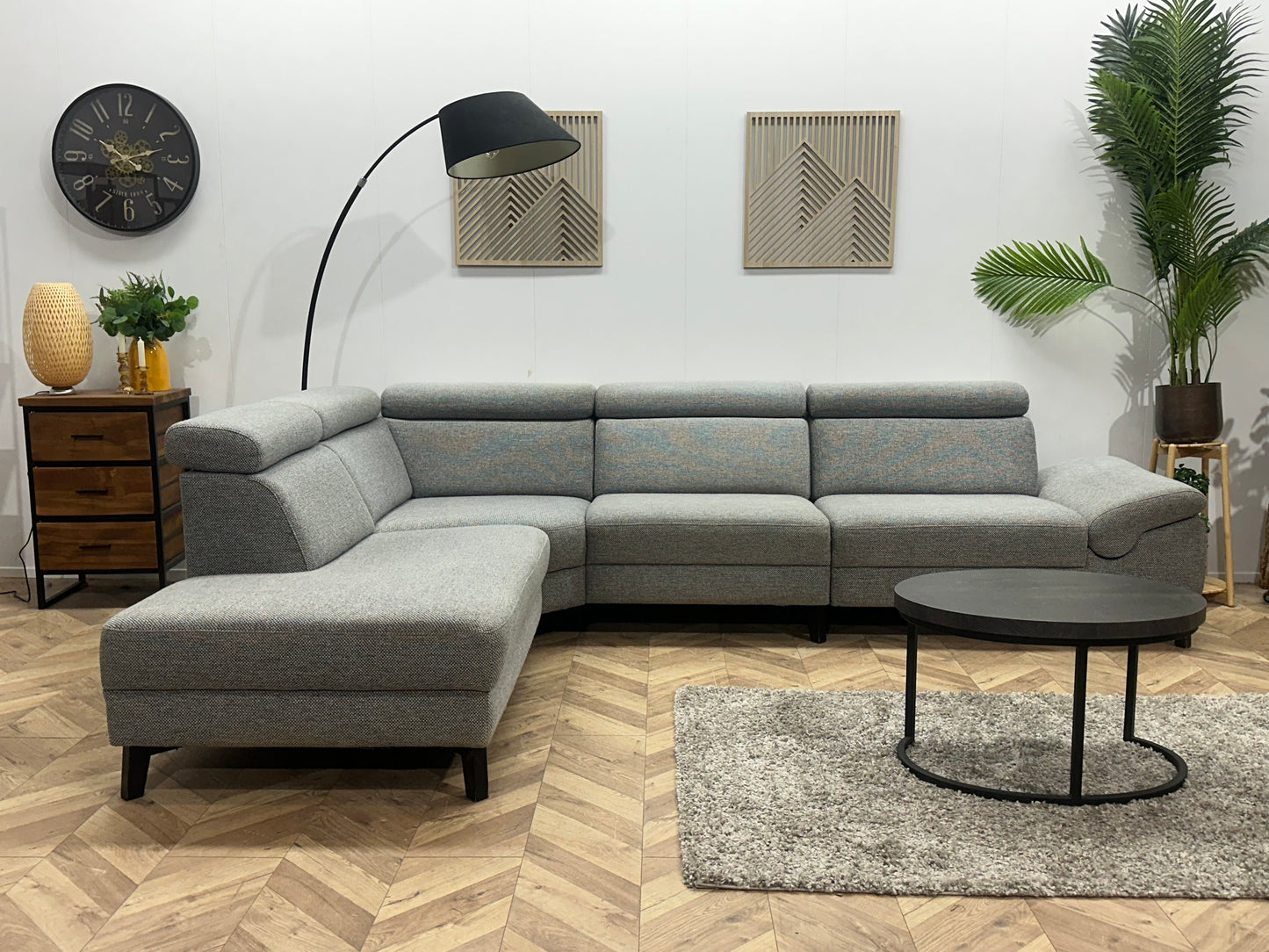 Montèl Licht Grijze Hoekbank ~ Verstelbare Arm/Hoofdsteunen