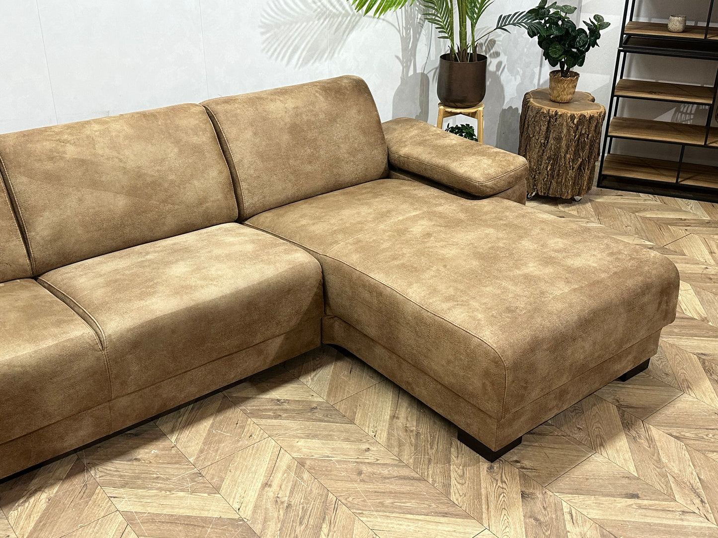 Bruine Suède Stoffen Hoekbank ~ Verstelbare Armsteunen