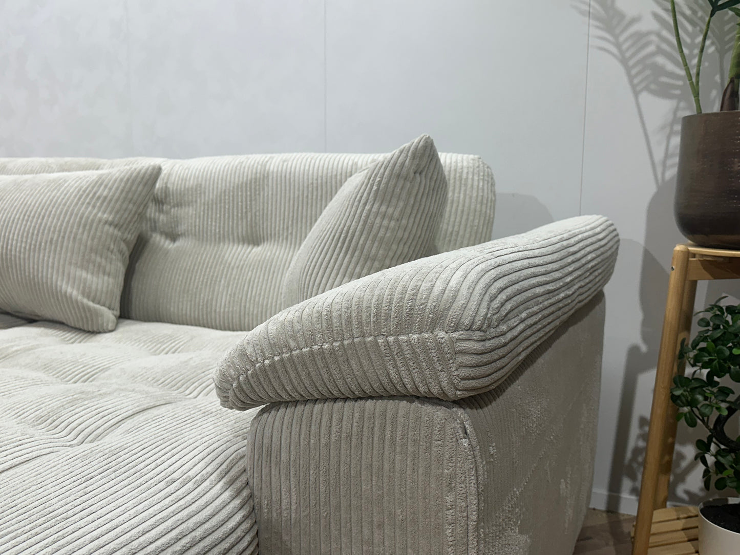 !Showroommodel! Witte Ribstof Hoekbank