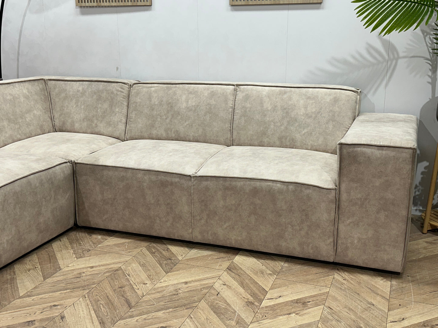 !Showroommodel! Crème Suède Stoffen Hoekbank