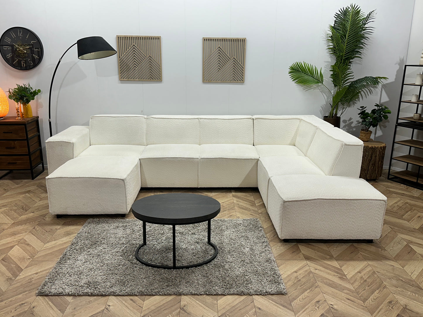 !Showroommodel! Witte Bouclé Stoffen U Bank