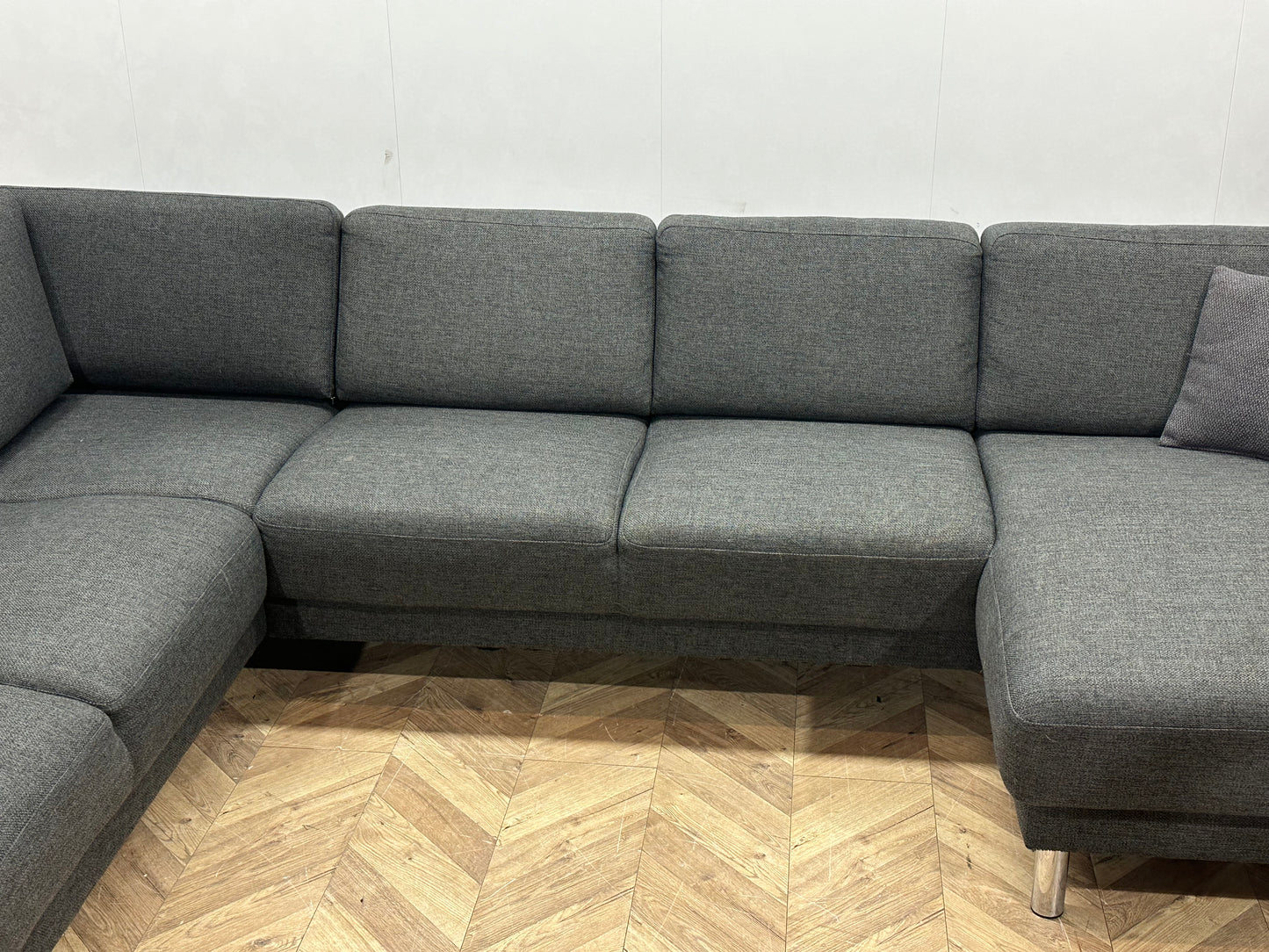 Antraciet U Bank ~ Losse Rugkussens Met Afneembare Hoezen