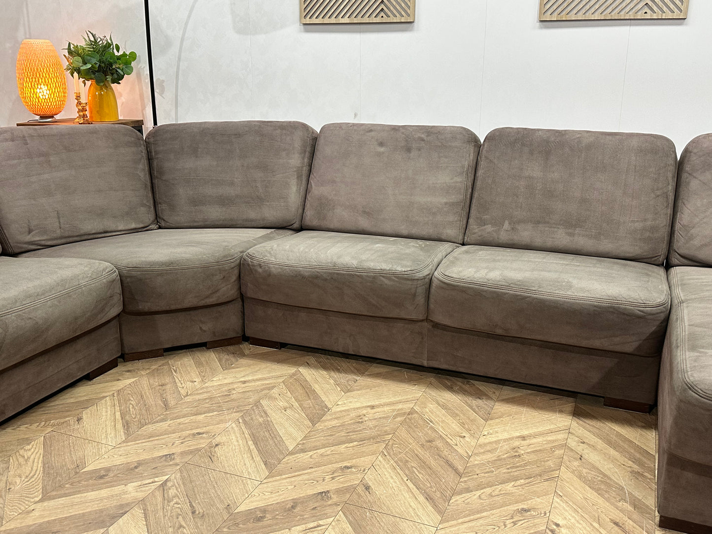 Licht Bruine Suède Stoffen U Bank ~ Vaste Kussens