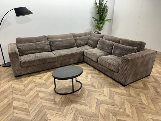 Licht Bruine Ribstof Hoekbank ~ Losse Kussens Met Afneembare Hoezen