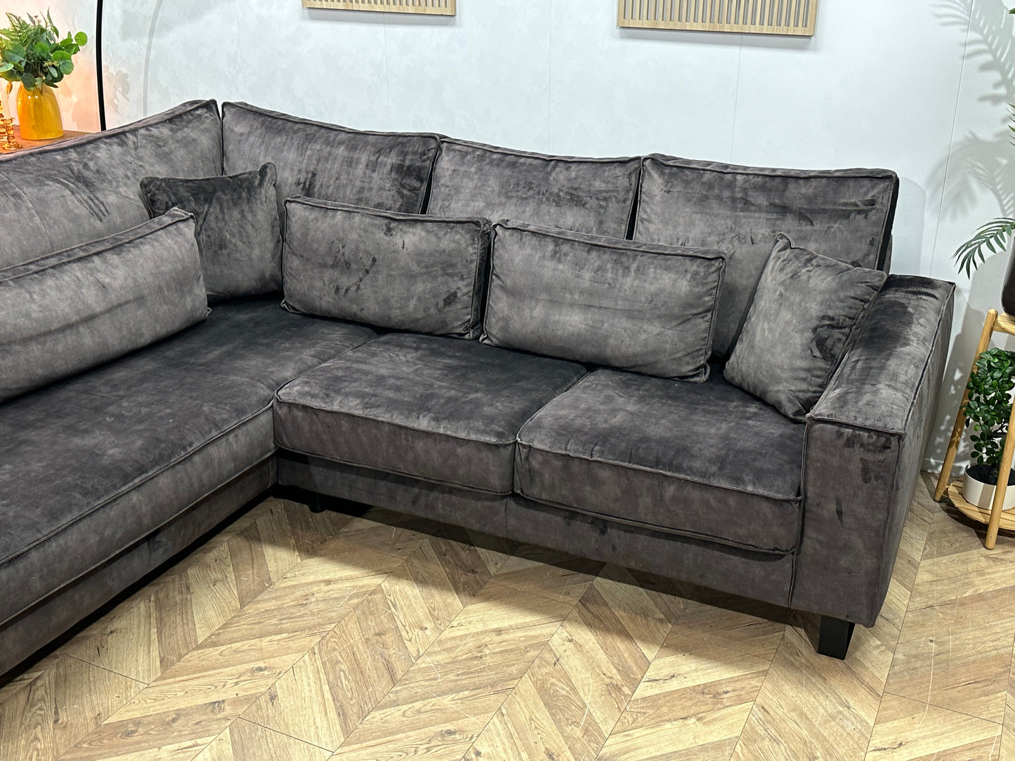 Antraciet Velvet Hoekbank ~ Losse Kussens Met Afneembare Hoezen