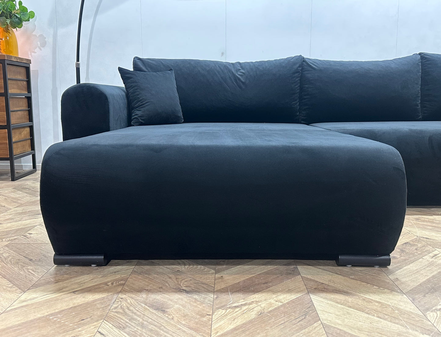 !Showroommodel! Zwarte Velvet Hoekbank