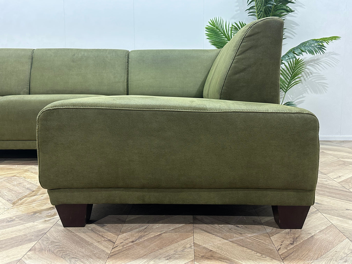 Groene Suède Lederen Hoekbank ~ Nieuwstaat