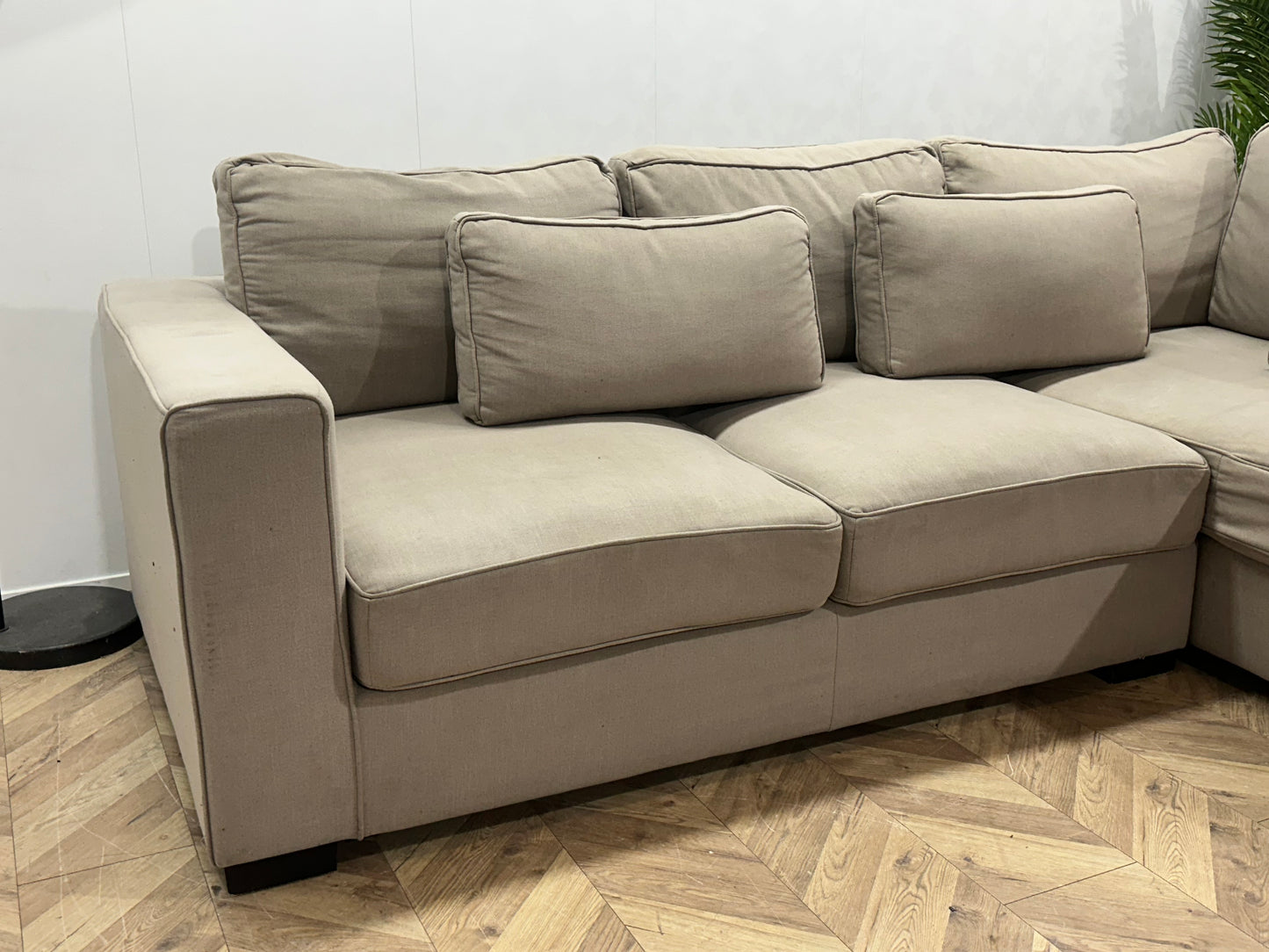 Beige Hoekbank ~ Losse Kussens Met Afneembare Hoezen
