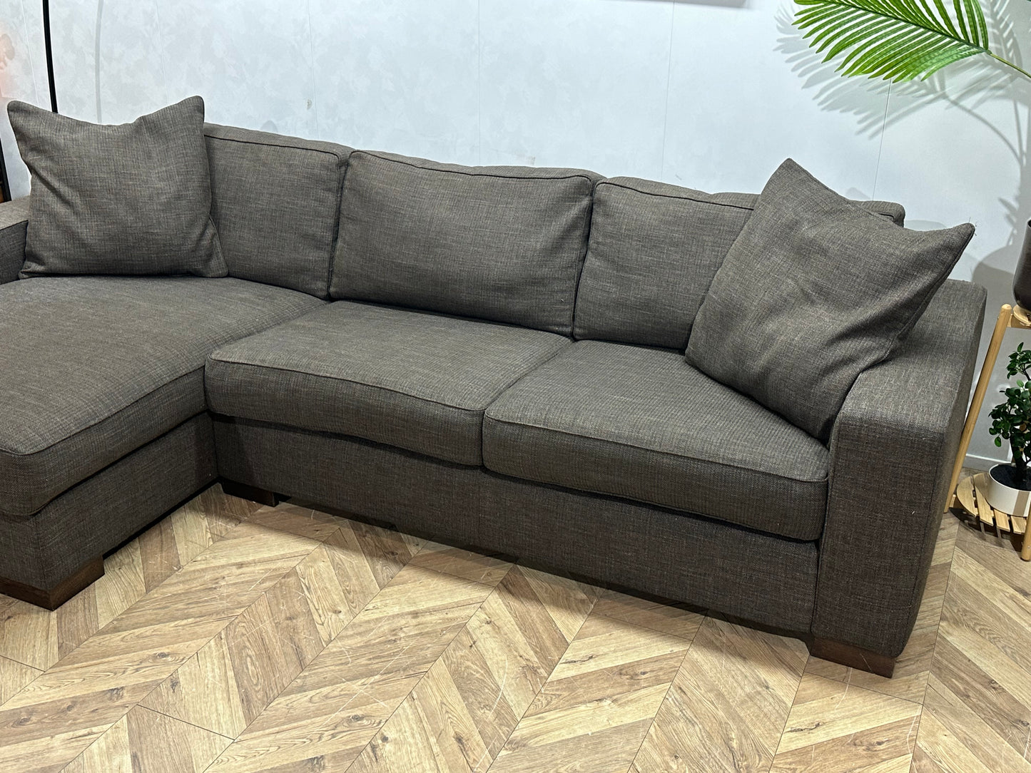 Bruine Hoekbank ~ Losse Kussens Met Afneembare Hoezen