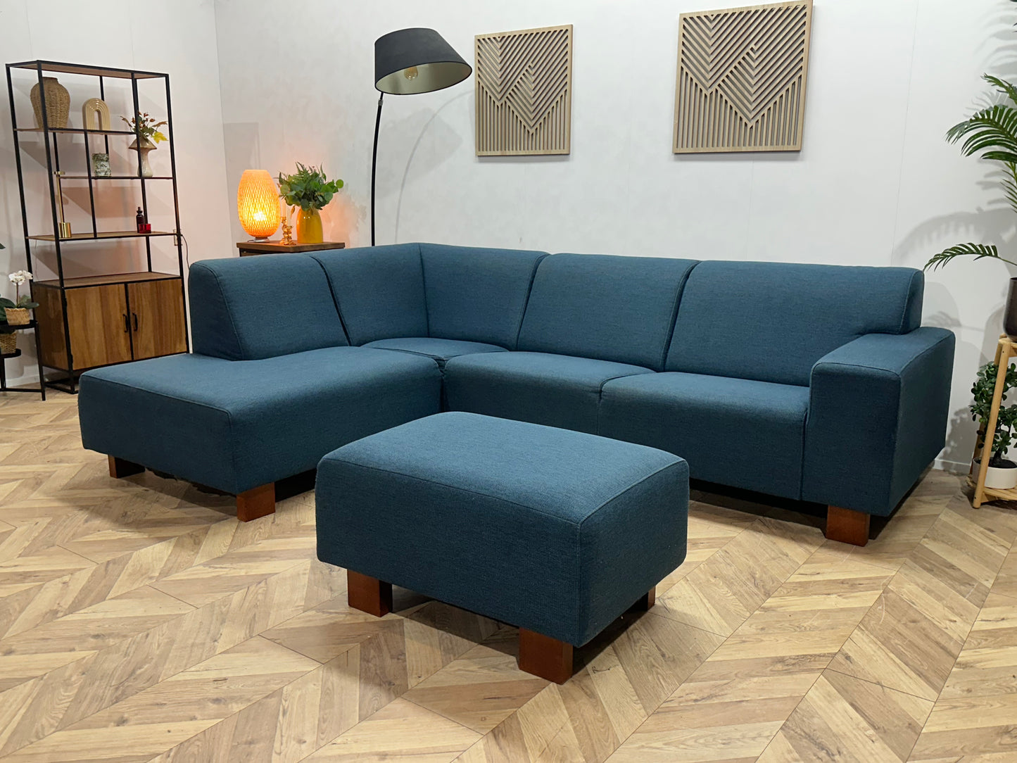 Blauwe Hoekbank Inc Hocker ~ Vaste Kussens