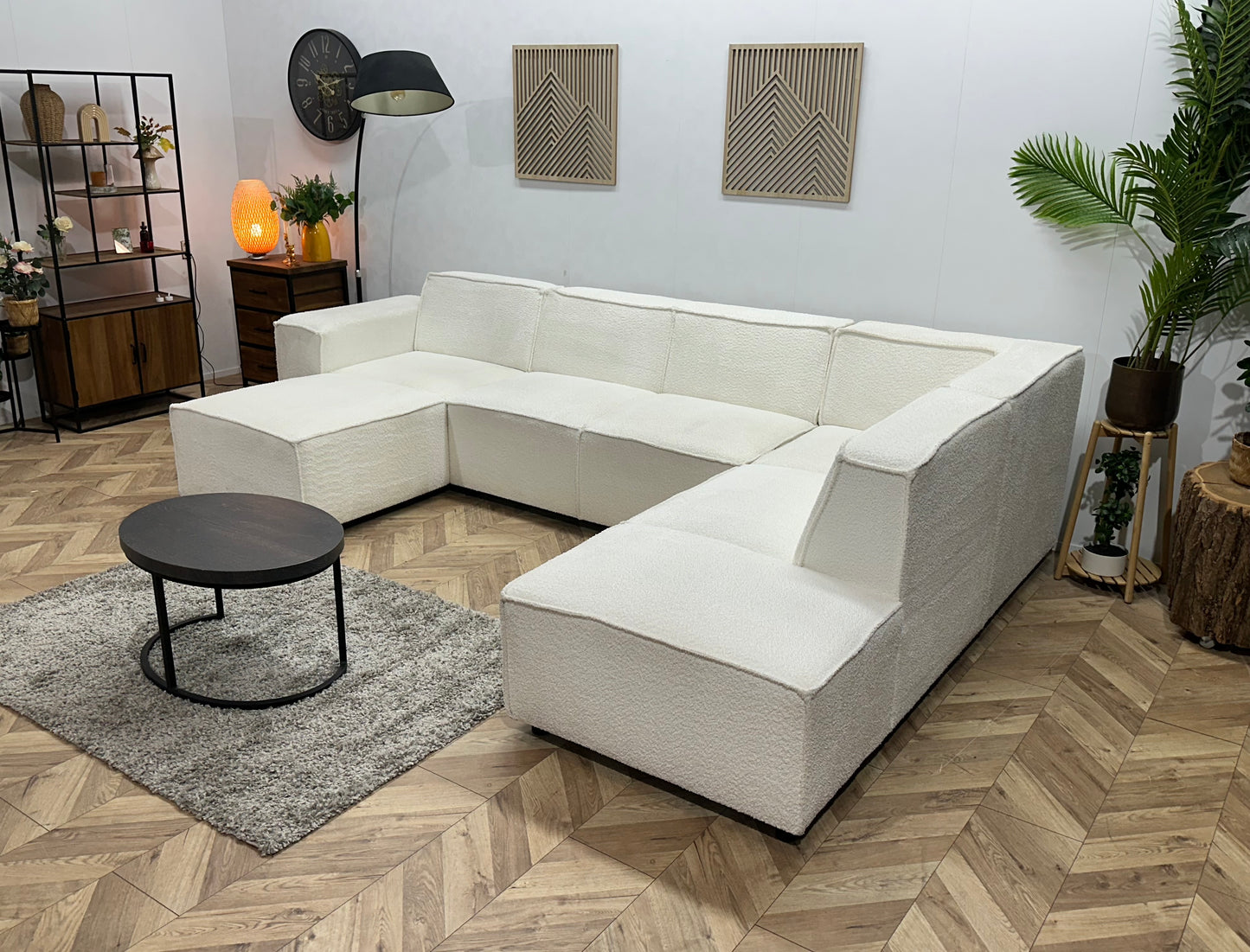 !Showroommodel! Witte Bouclé Stoffen U Bank