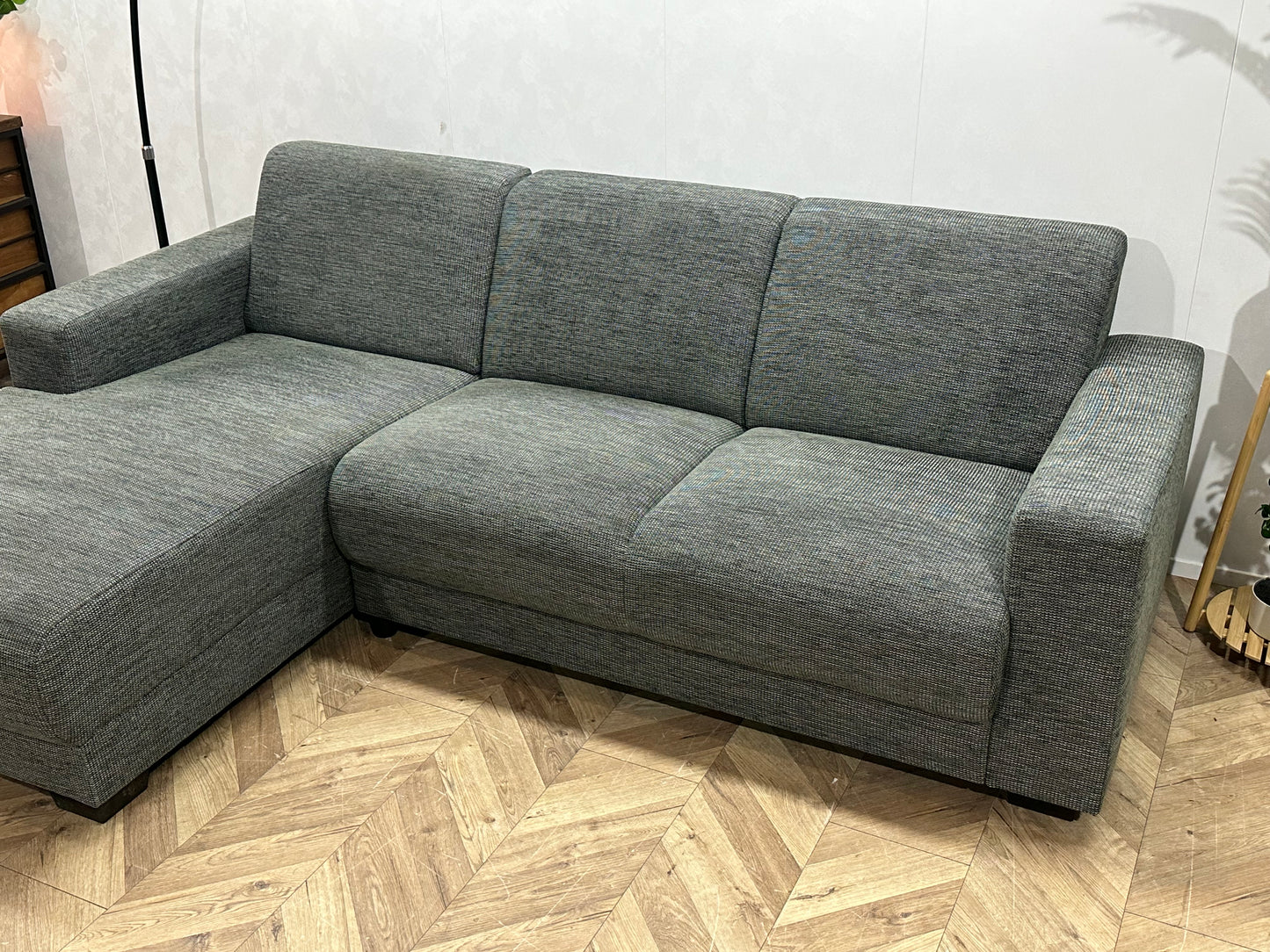 Grijze Hoekbank ~ Vaste Kussens