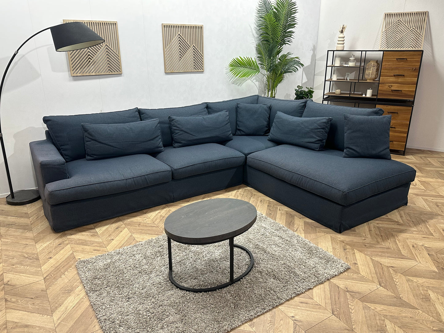 Blauwe Hoekbank ~ Losse Kussens Met Afneembare Hoezen