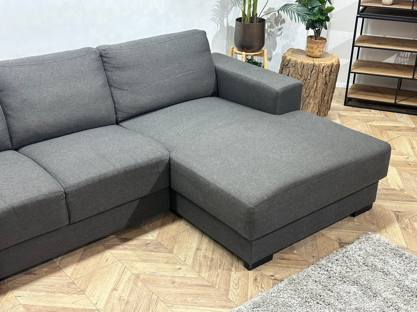 Grijze U Bank ~ Losse Rugkussens Met Afneembare Hoezen