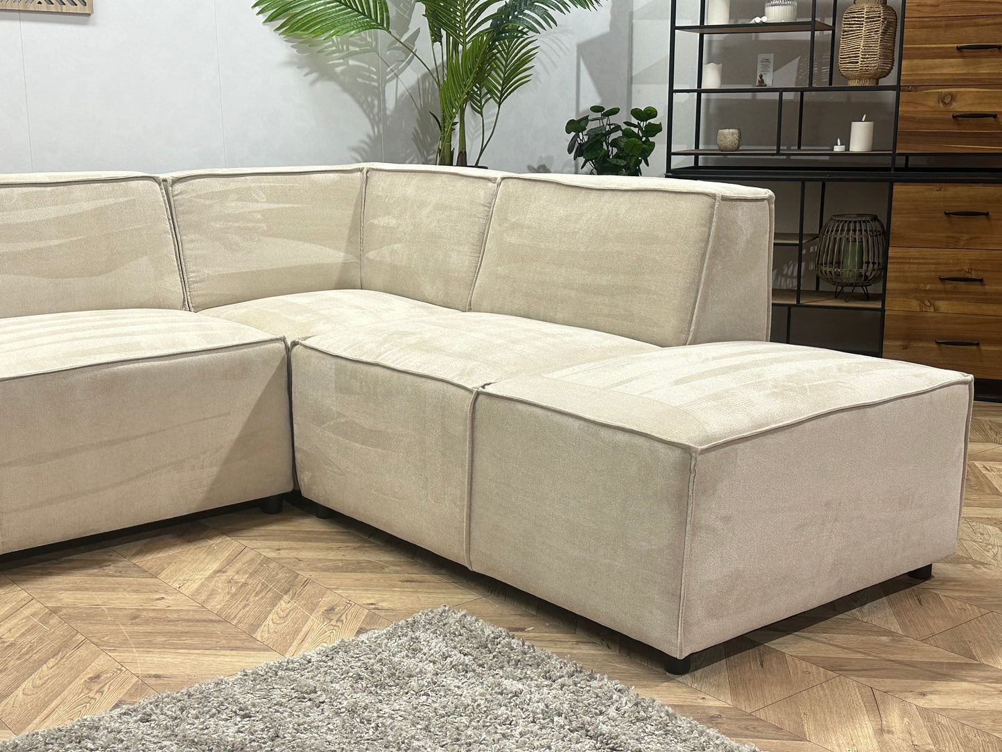 !Showroommodel! Crème Suède Stoffen U Bank