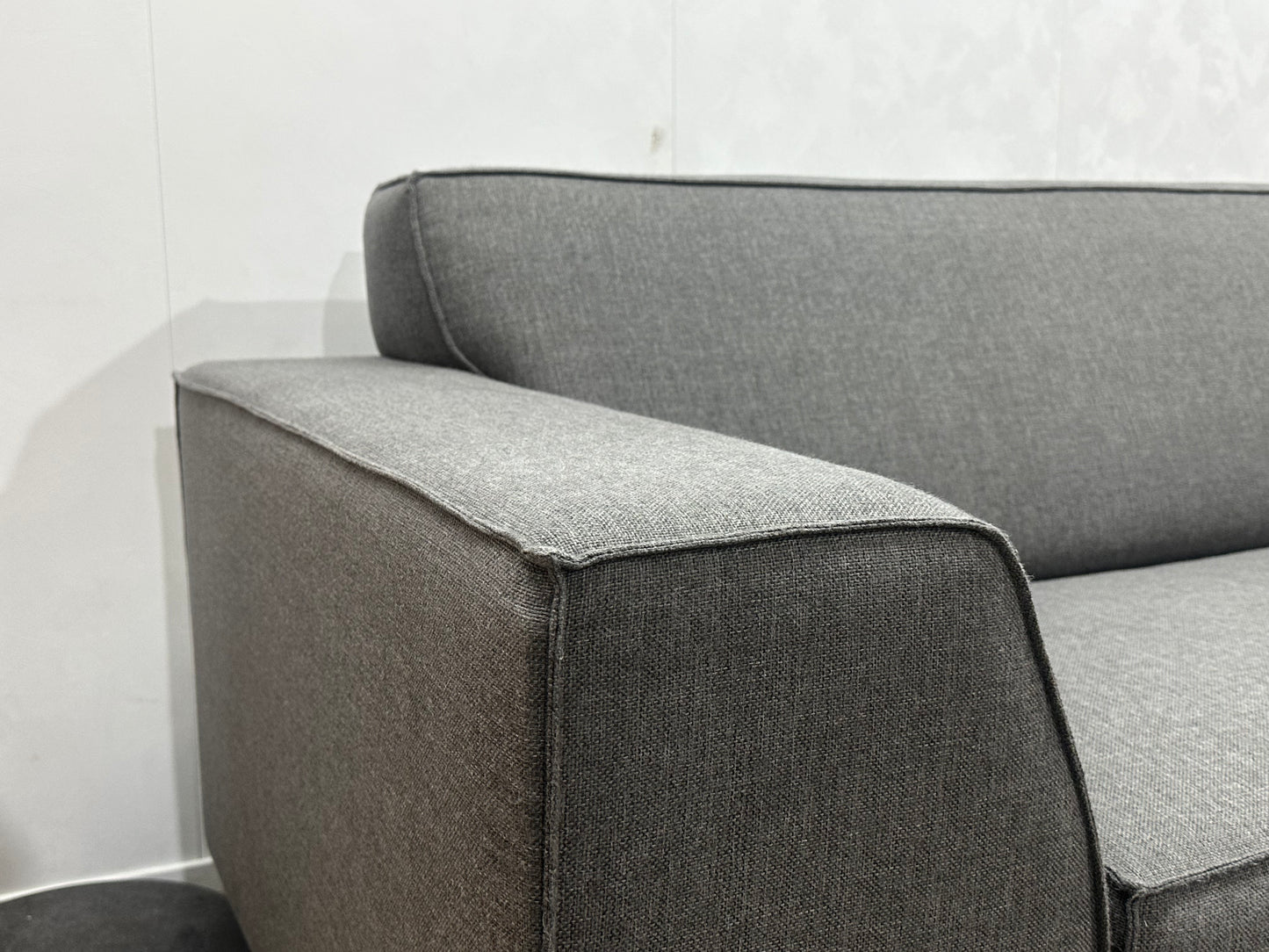 Grijze Hoekbank ~ Vaste Kussens