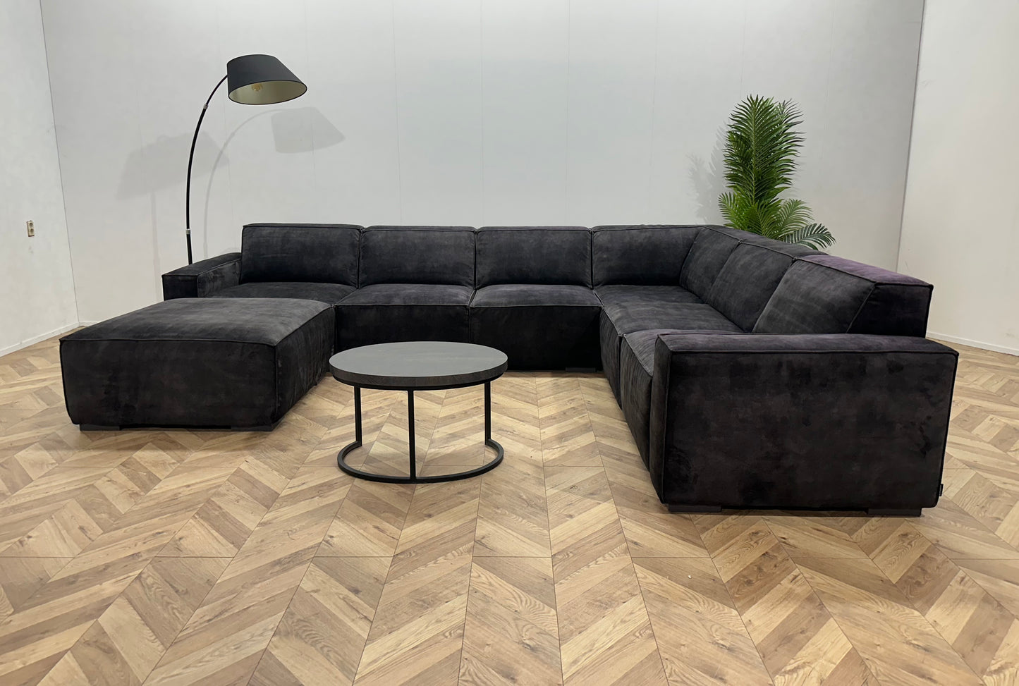 AvantGarde Antraciet Velvet U Bank ~ Vaste Kussens