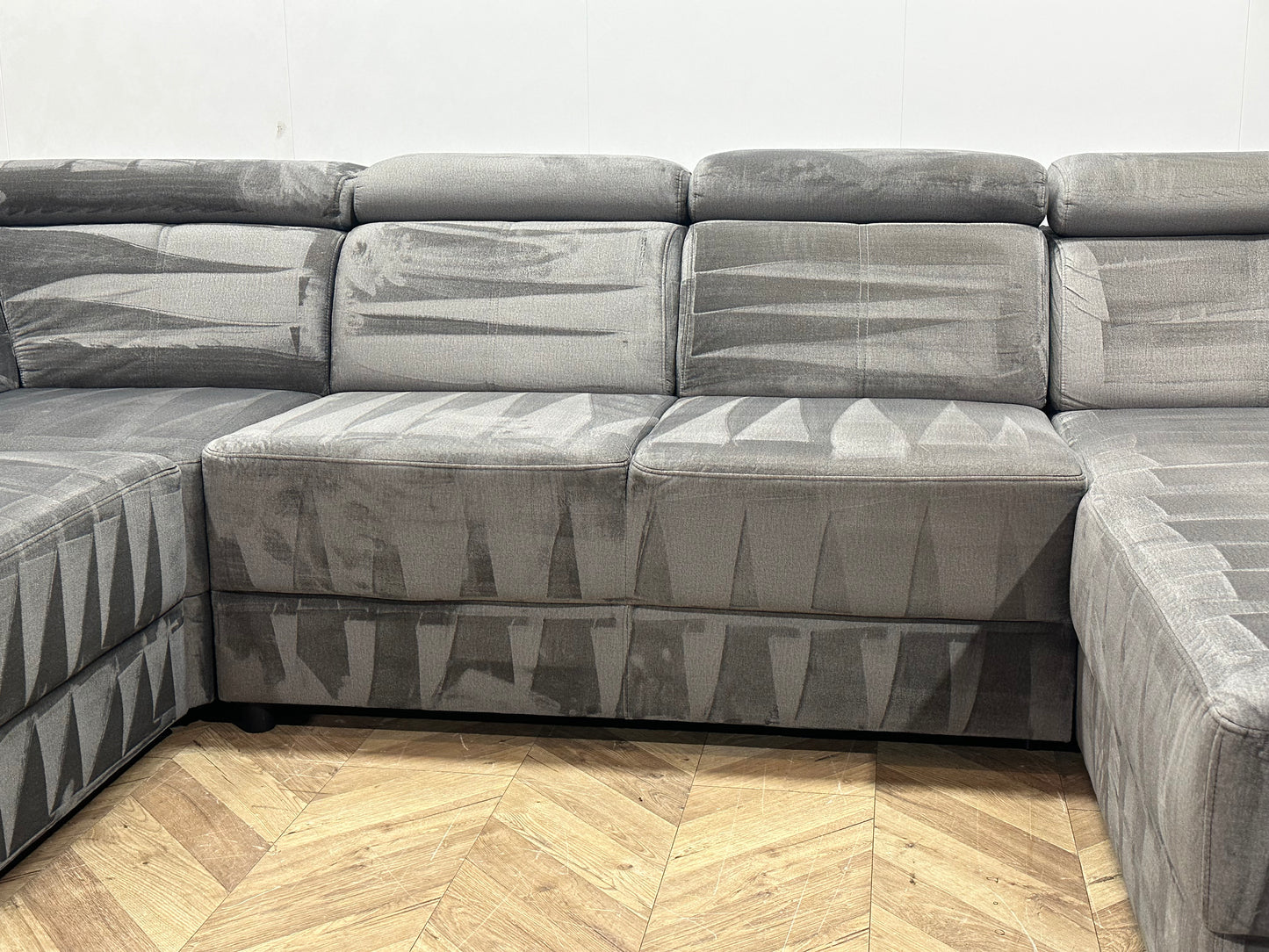 Grijze Velvet U Bank ~ Verstelbare Hoofdsteunen