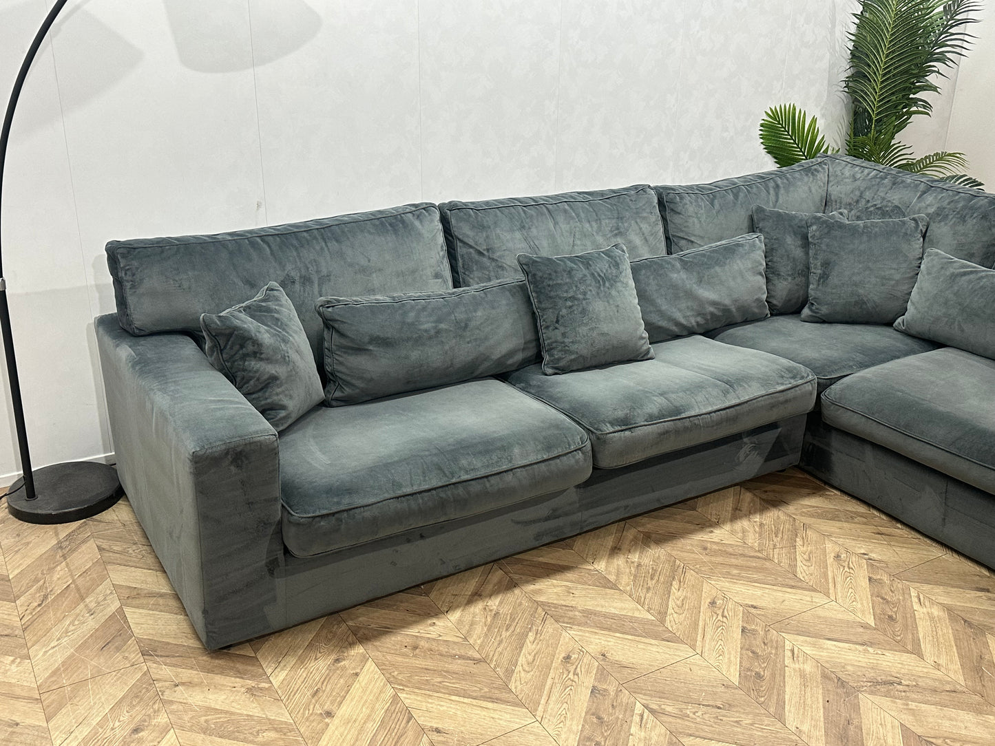 Blauwe Velvet Hoekbank ~ Losse Kussens Met Afneembare Hoezen