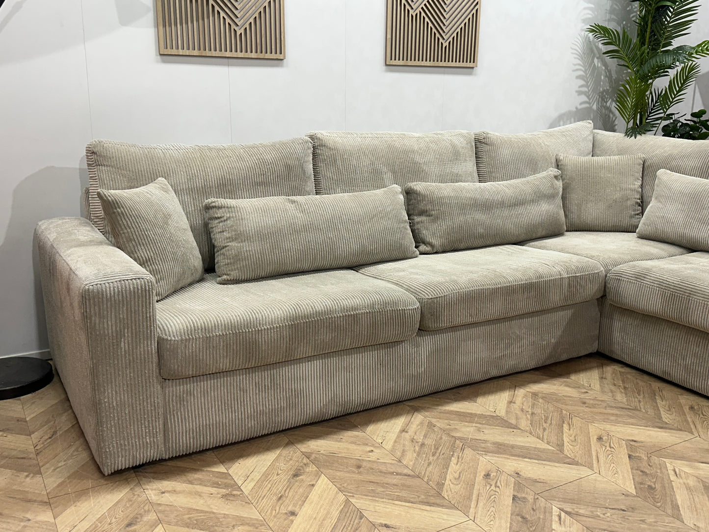 Crème Ribstof Hoekbank ~ Losse Kussens Met Afneembare Hoezen