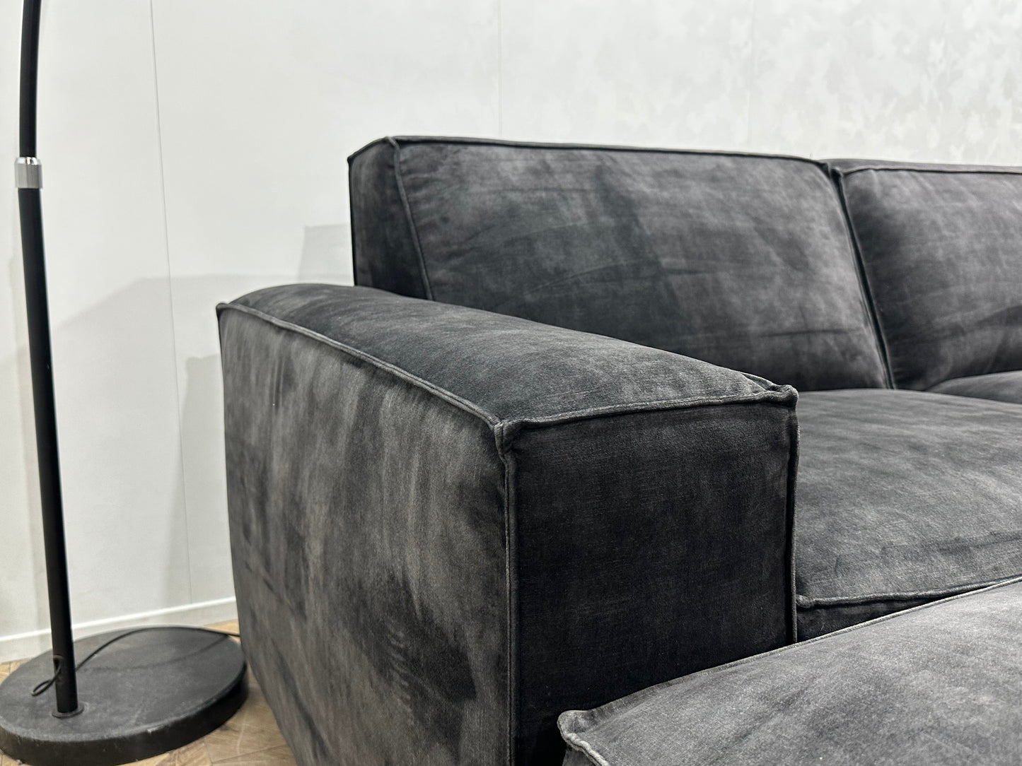 AvantGarde Antraciet Velvet U Bank ~ Vaste Kussens