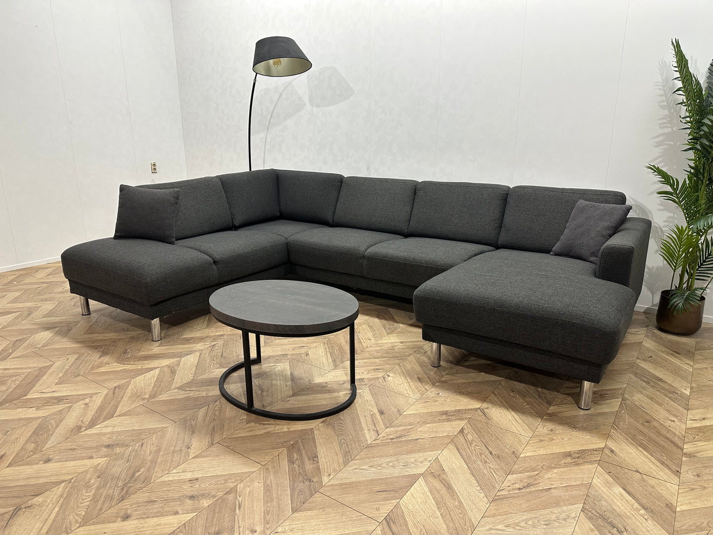 Antraciet U Bank ~ Losse Rugkussens Met Afneembare Hoezen