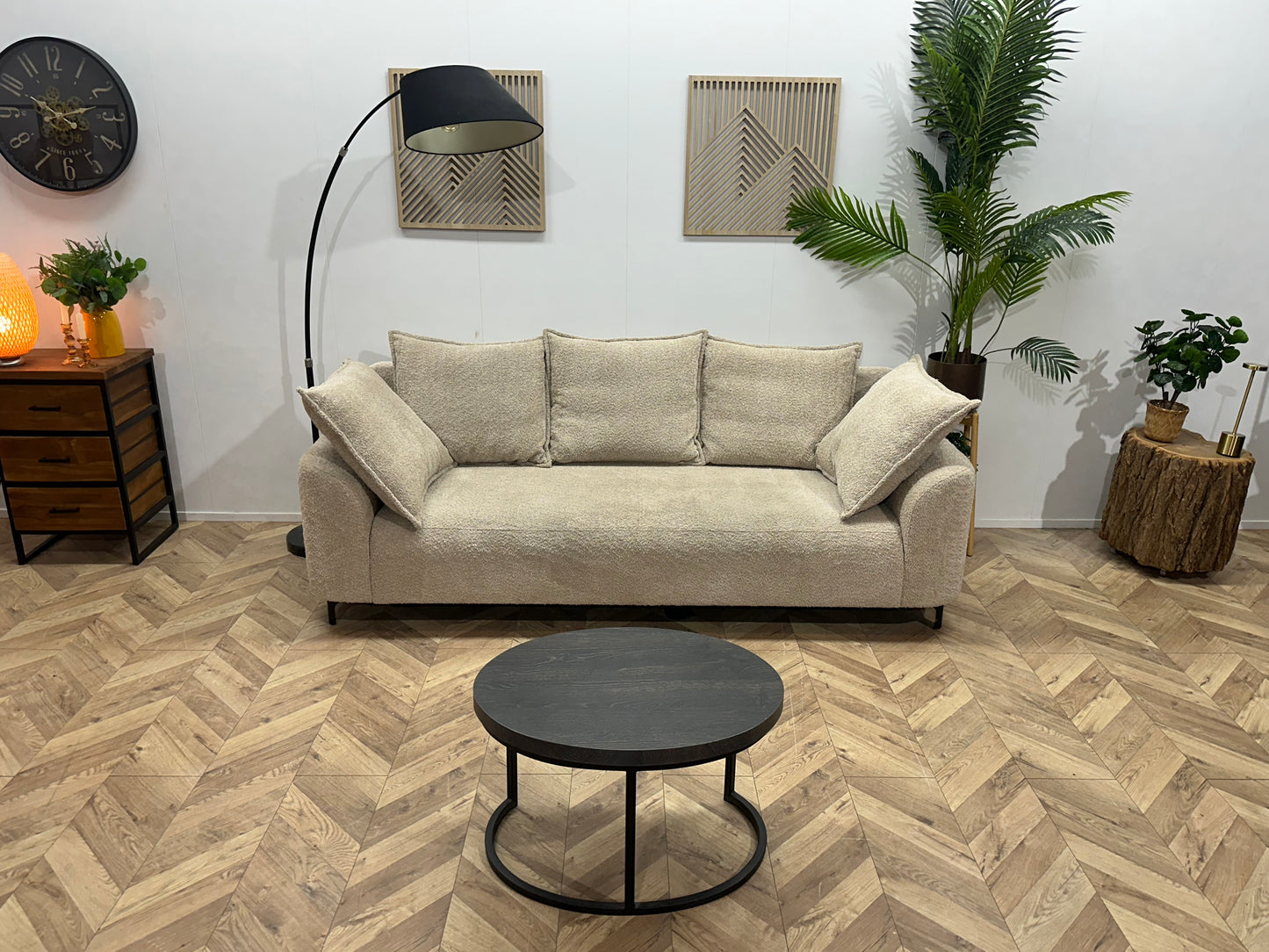 Crème Bouclé 2.5-Zits Bank ~ Losse Rugkussens Met Afneembare Hoezen