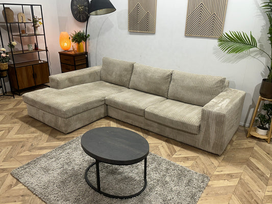 Crème Ribstof Hoekbank ~ Losse Kussens Met Afneembare Hoezen