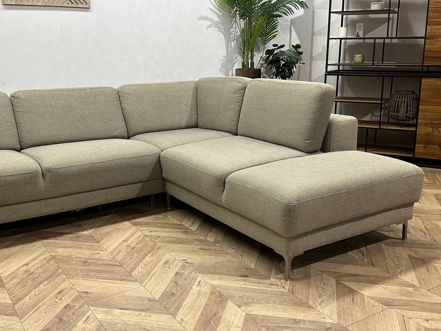 Beige U Bank ~ Losse Rugkussens Met Afneembare Hoezen