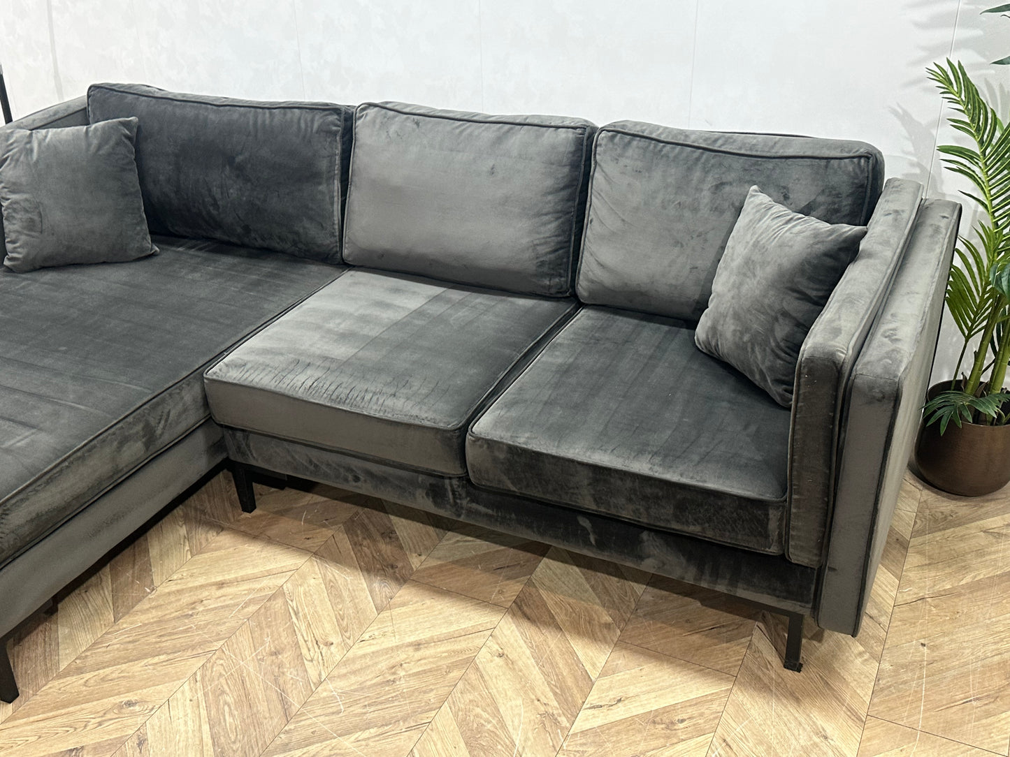 Antraciet Velvet Hoekbank ~ Losse Kussens Met Afneembare Hoezen
