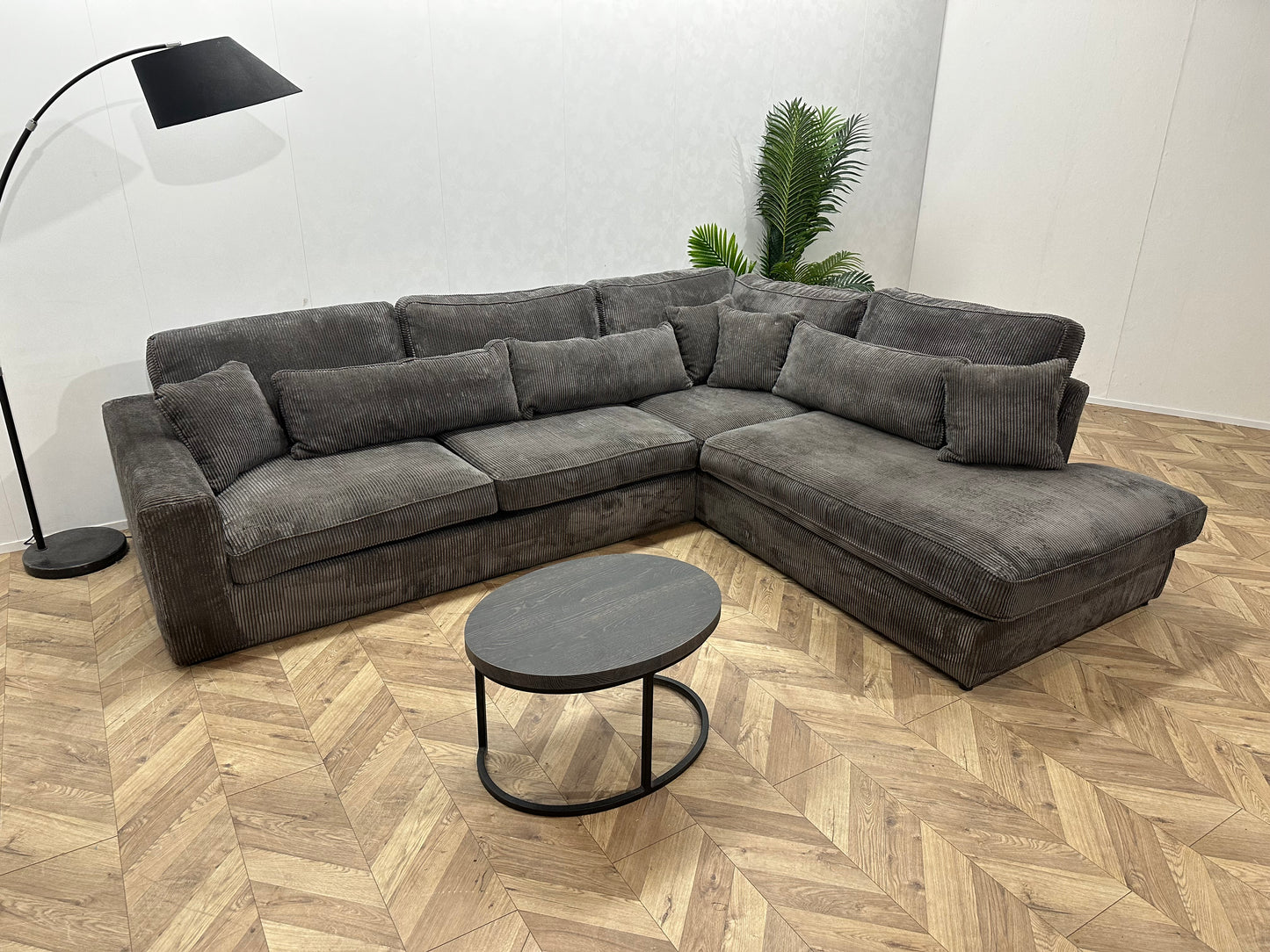 Grijze Ribstof Hoekbank ~ Losse Kussens Met Afneembare Hoezen