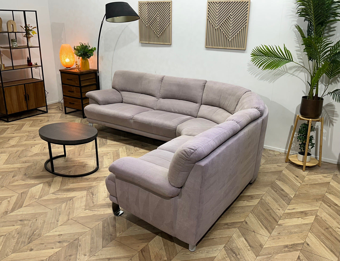 Licht Grijze Hoekbank ~ Vaste Kussens