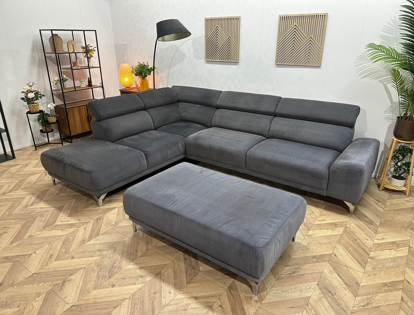 Grijze Suède Stoffen Hoekbank ~ Verstelbare Hoofdsteunen