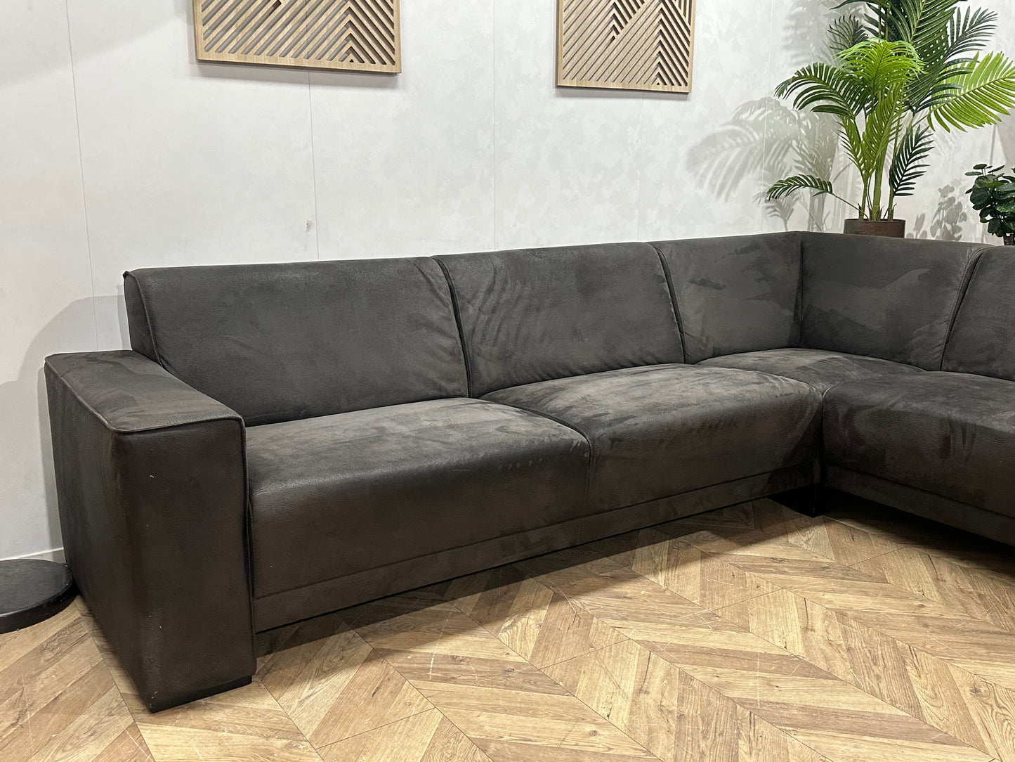 !Showroommodel! Antraciet Suède Stoffen Hoekbank ~ Vaste Kussens
