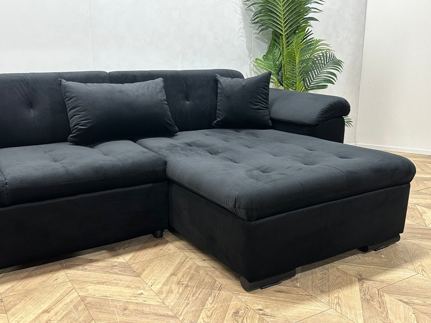 !Showroommodel! Zwart Velvet U Bank