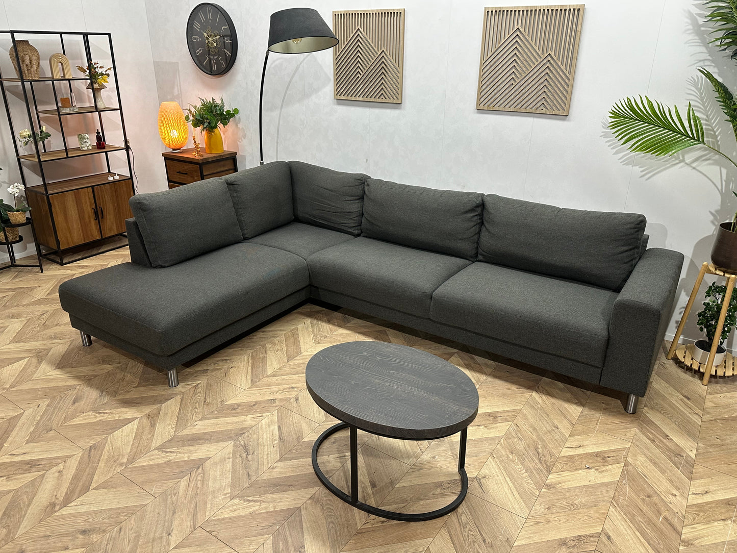 Grijze Hoekbank ~ Losse Rugkussens Met Afneembare Hoezen