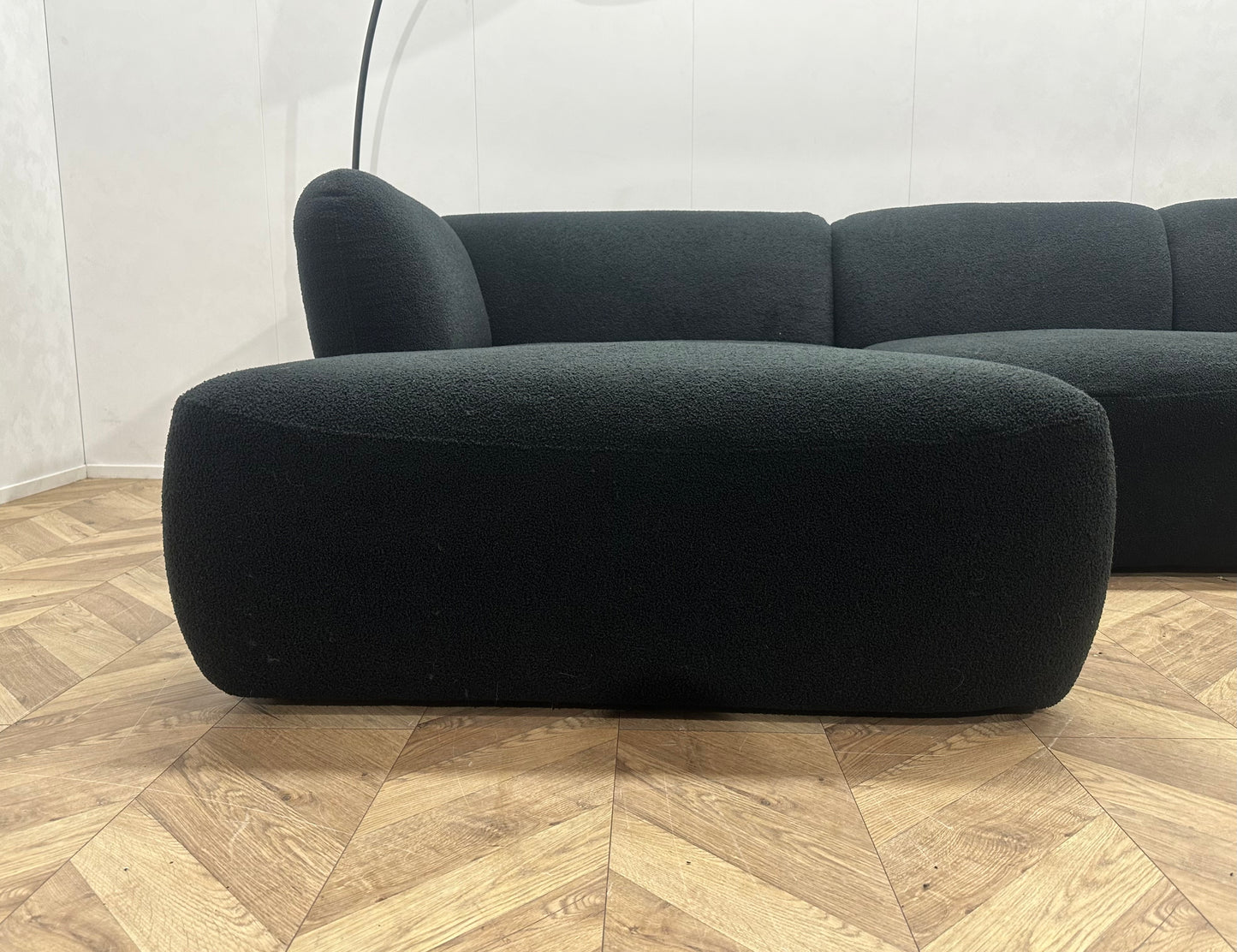 !Showroommodel! Zwarte Bouclé Stoffen U Bank