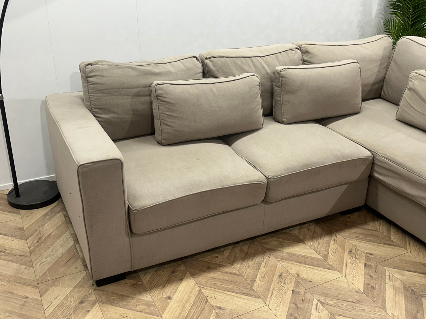 Beige Hoekbank ~ Losse Kussens Met Afneembare Hoezen