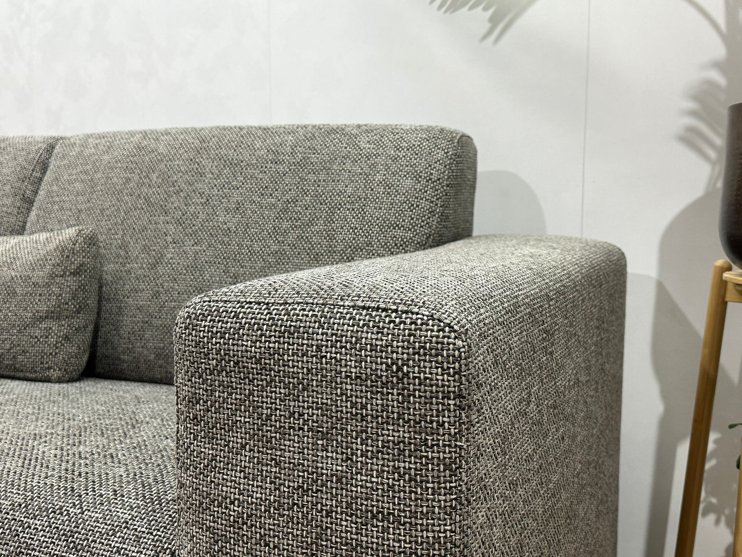 Grijze Hoekbank ~ Vaste Kussens
