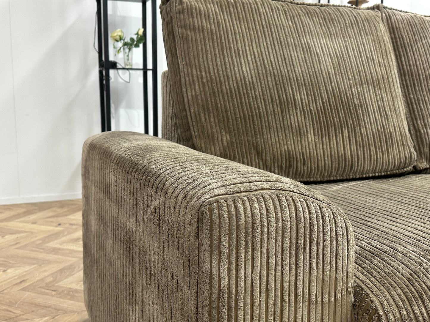 Bruine Ribstof Hoekbank ~ Losse Kussens Met Afneembare Hoezen