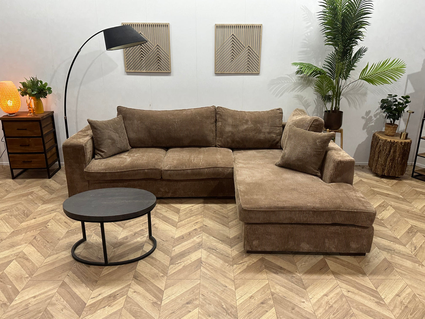 Room108 Bruine Ribstof Hoekbank ~ Losse Kussens Met Afneembare Hoezen